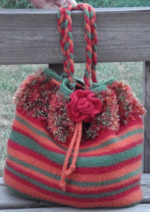 P015_Yipes_Stripes_Tote_with_pic.pdf-1coverdata.jpgmain.jpg