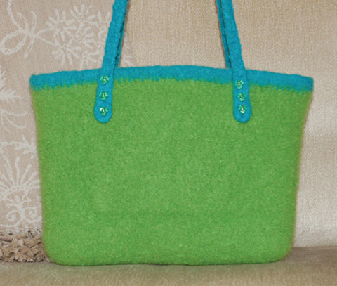 FeltedCityBagtoCrochet.jpg
