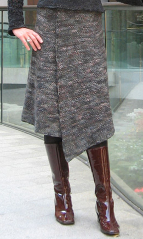 Akimbo_Skirt_2.jpg