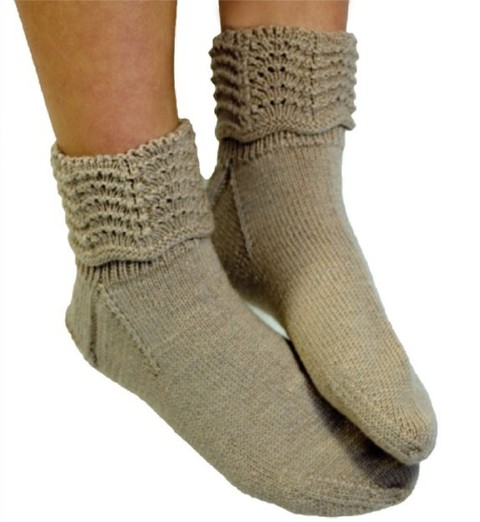 Louet-FoldedLaceCuffAnklets.pdf-1main.jpg
