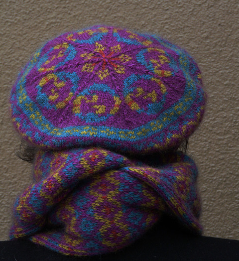 Tam_and_Scarf_.jpg