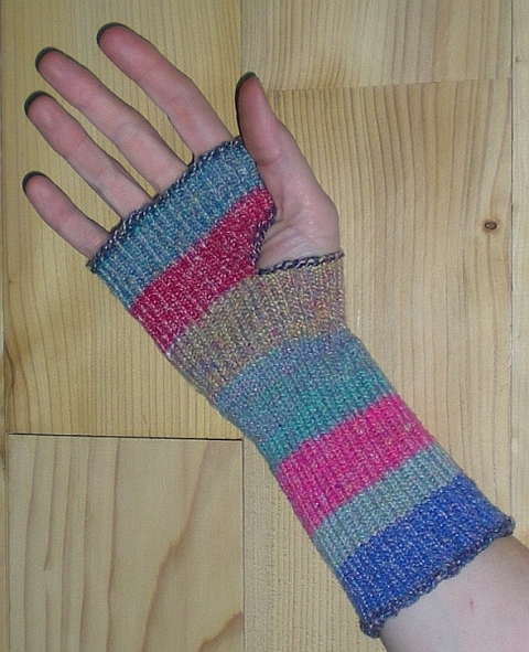 sockyarnmitts_themitt.jpg