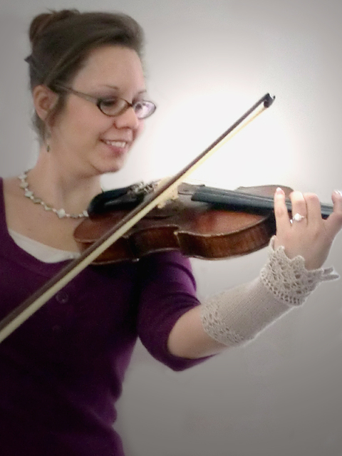 pf2-caroline-violin.jpg