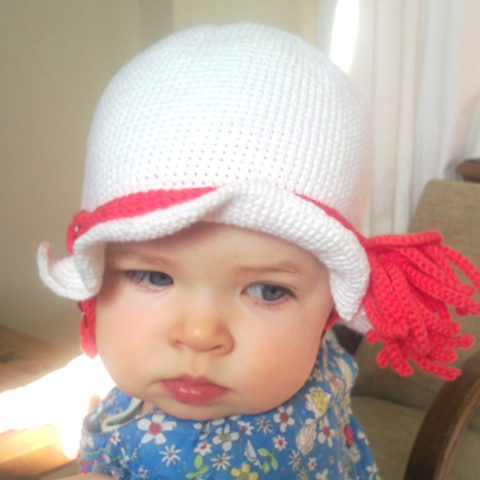 cloche_hat_front_view2_10cms.jpg