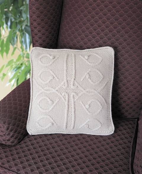 Privy_Garden_Pillow_ANPT_Summer_2011_RGB.jpg