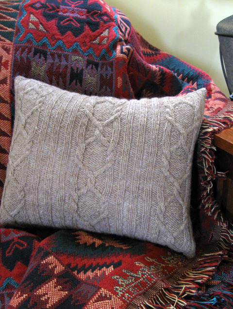 cabled_20winter_20pillow_20web_20pic.jpg