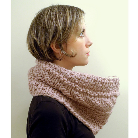 Love_Wool_Guernsey_cowl_the_crafty_jackalope_01_rav_medium2.jpg
