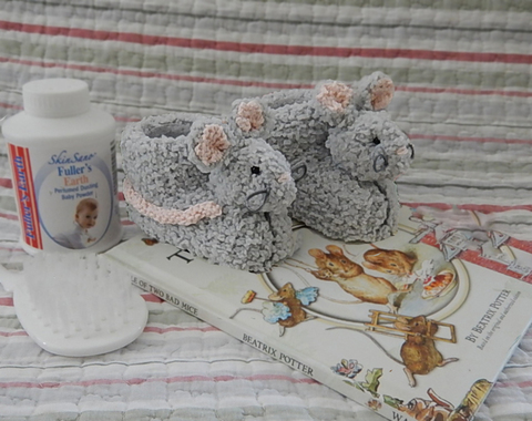 Sebastian_20Mouse_20Bunnykids_20Booties.jpg